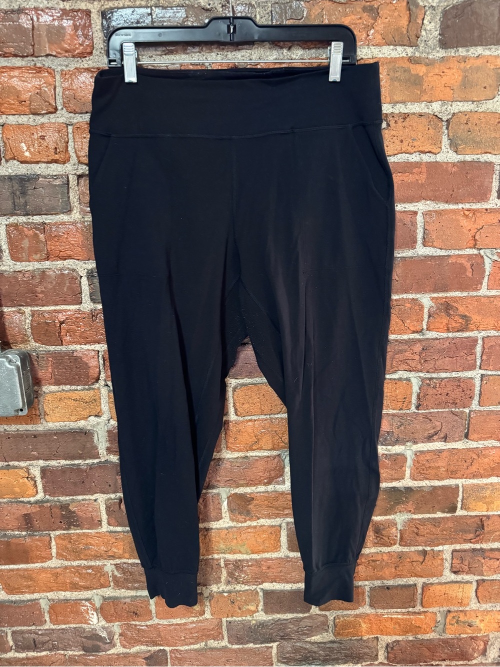 lululemon athletica Black Align Jogger Pants Size 12